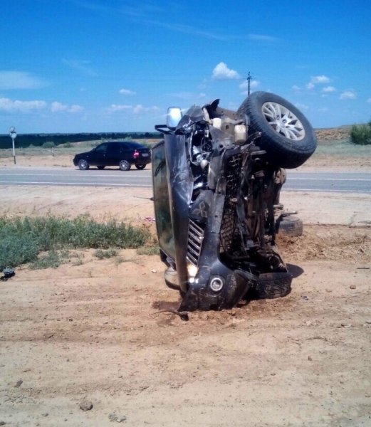  В ДТП на астраханской трассе 1 человек погиб, 5 пострадали