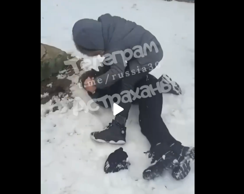 Жестокое избиение астраханской школьницы вышло на федеральный уровень. Инцидентом занимается СК России