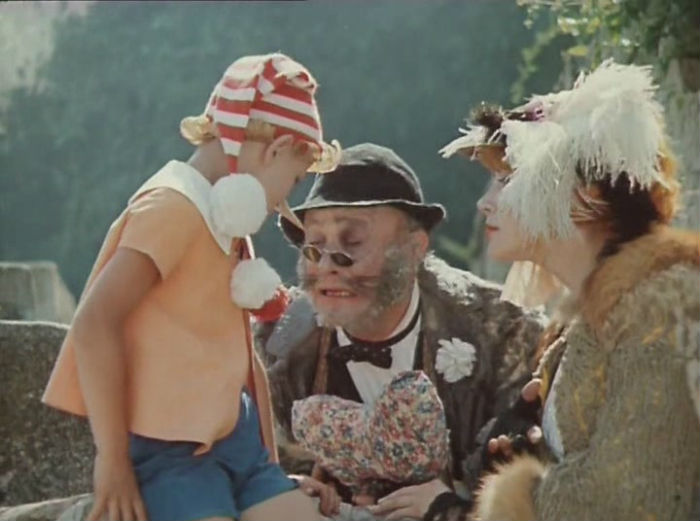 Астраханка отдала 200 тысяч рублей коту Базилио