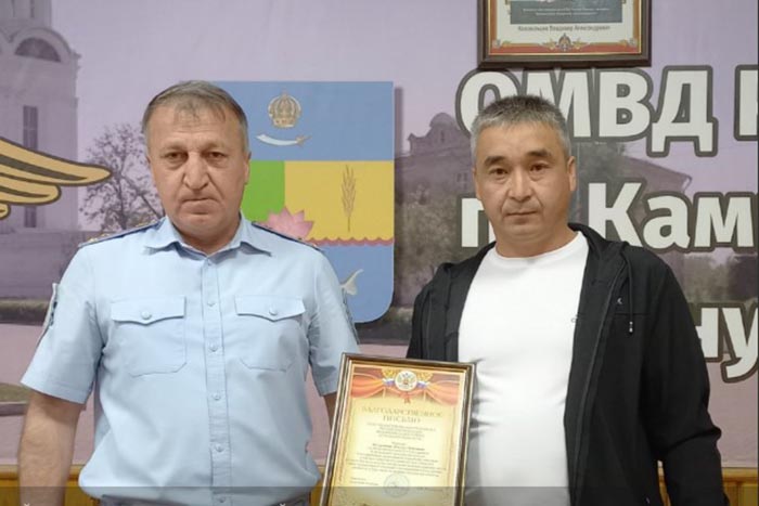 Астраханец помог полицейским задержать нетрезвого водителя, сбившего ребенка