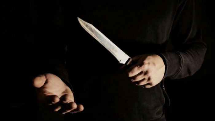 Попросил положить продукты в холодильник и повалил на кровать: астраханец обвиняется в разбойном нападении на соседку