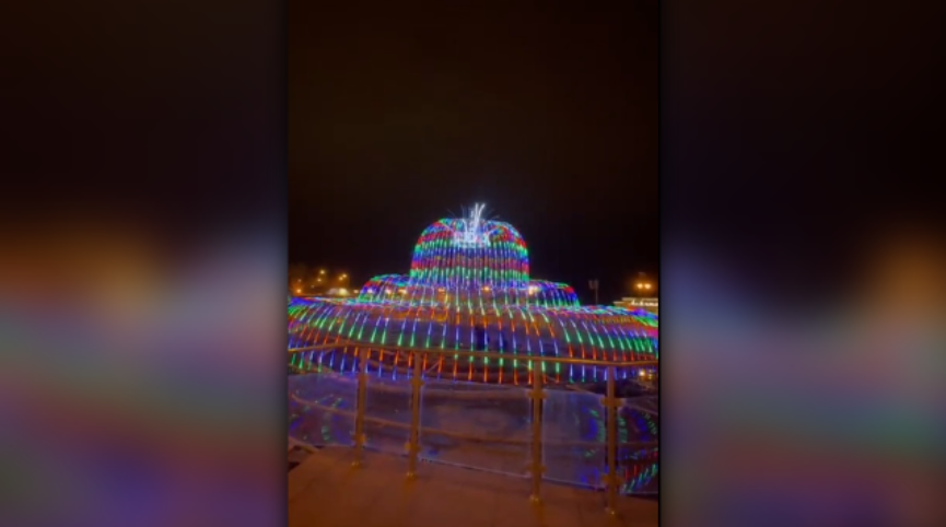 В Астрахани появился новый новогодний арт-объект