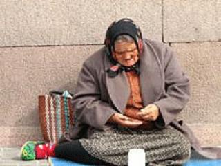 А В ПОПУГАЯХ Я ДЛИННЕЙ.  Российская методика «подсчета бедных» оптимистичнее. 