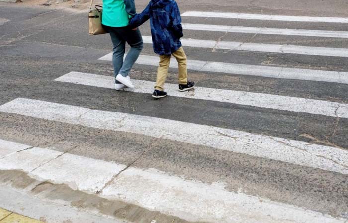 Пешеходные переходы на дорогах Астраханской области приведут в соответствие с ГОСТом лишь к 2035 году