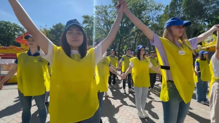 «Астрахань, мы с тобой»: на защиту парка «Планета» встала вся страна