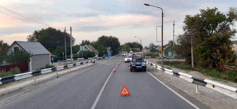 Еще один астраханец не пойдет 2 сентября в школу. Десятиклассник врезался в ВАЗ