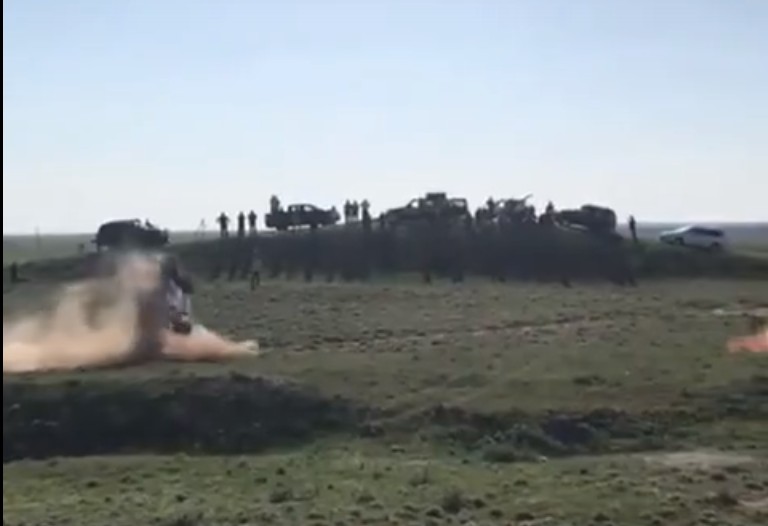 Опасные кадры с ралли-рейда. Перед астраханцами перевернулся гоночный автомобиль (ВИДЕО)