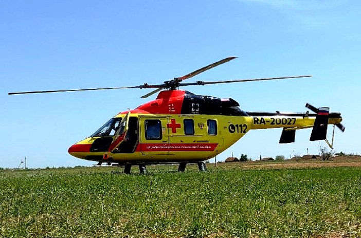 Санитарный вертолет спас  жителя Знаменска, быстро доставив его в Астрахань  