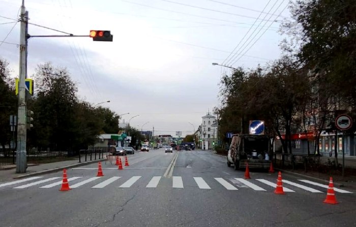 В Астрахани продолжают обновлять дорожную разметку