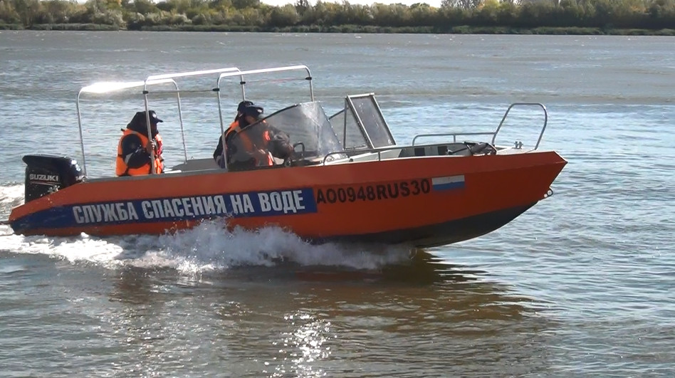 В Астрахани спасли упавшую с Нового моста женщину