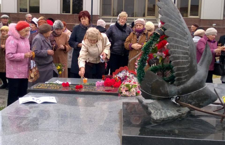 Астраханцы почтили Память жертв политических репрессий