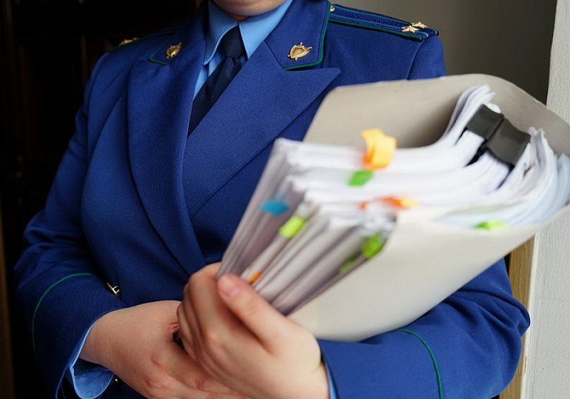 Администрация астраханской школы домухлевалась до суда