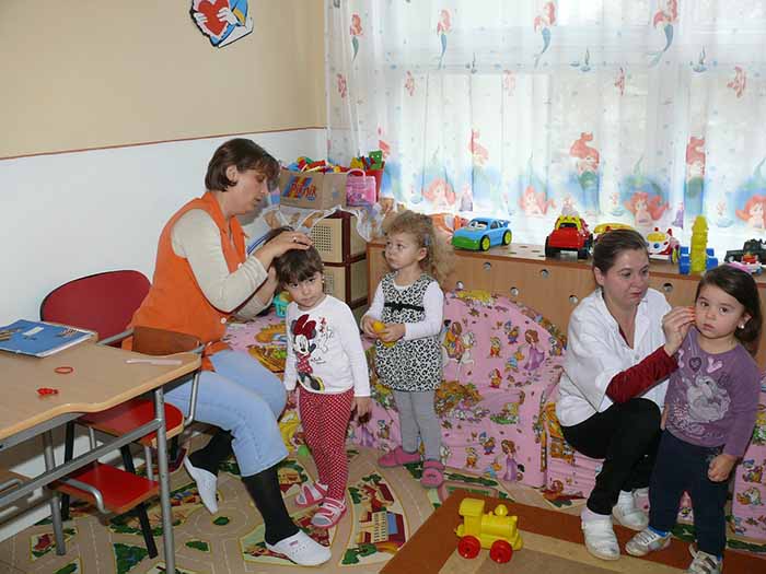 Очередь в детские сады для малышей в Астрахани сократилась больше чем на тысячу