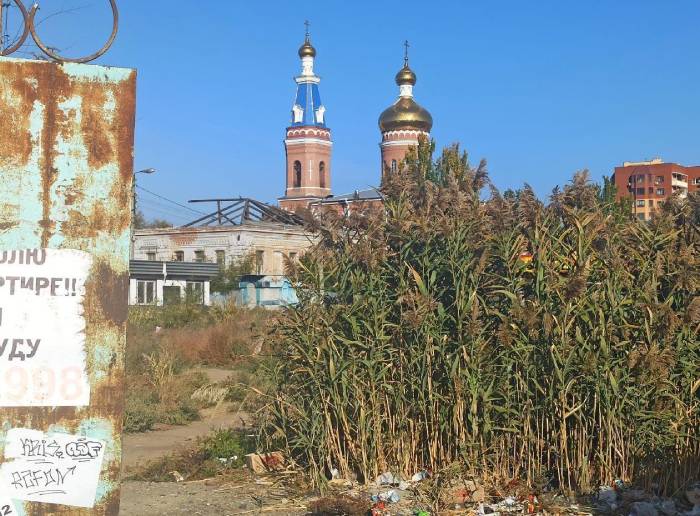 По скверу на Селенских Исадах в Астрахани принято обнадеживающее решение