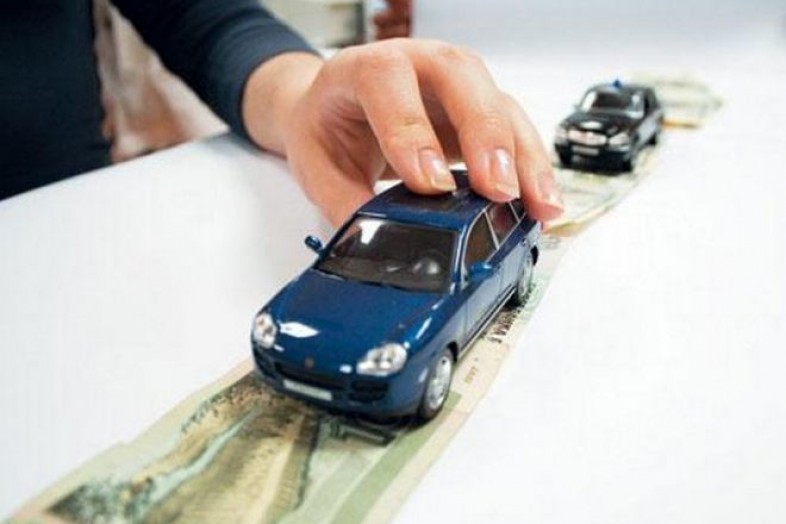 В Астрахани полицейские поймали автомошенника