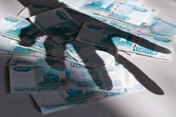 Экс-директора ахтубинского МУПа будут судить за присвоение более 600 тысяч рублей