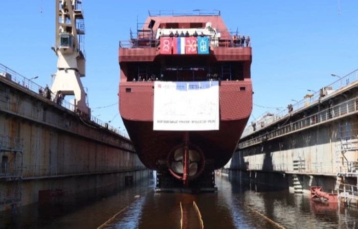 Корабелы двух астраханских ССЗ построят крупный плавучий док для «Северной верфи» Санкт-Петербурга