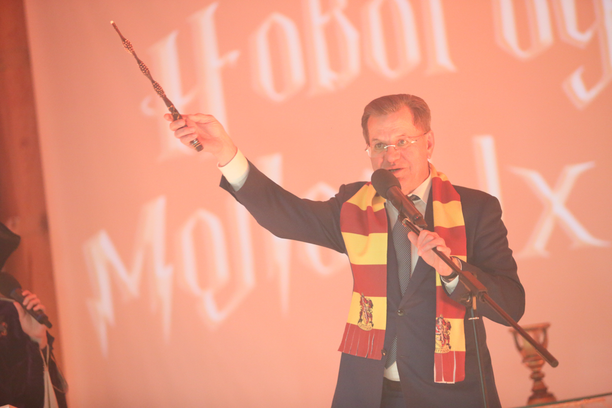 Фото дня: Александр Жилкин стал Дамблдором