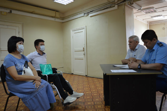 Тысяча и одна проблема: на астраханского прокурора навалилась гора дел