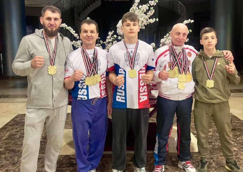 Астраханский спортсмен привез медали с Чемпионата мира по миксфайту в Египте