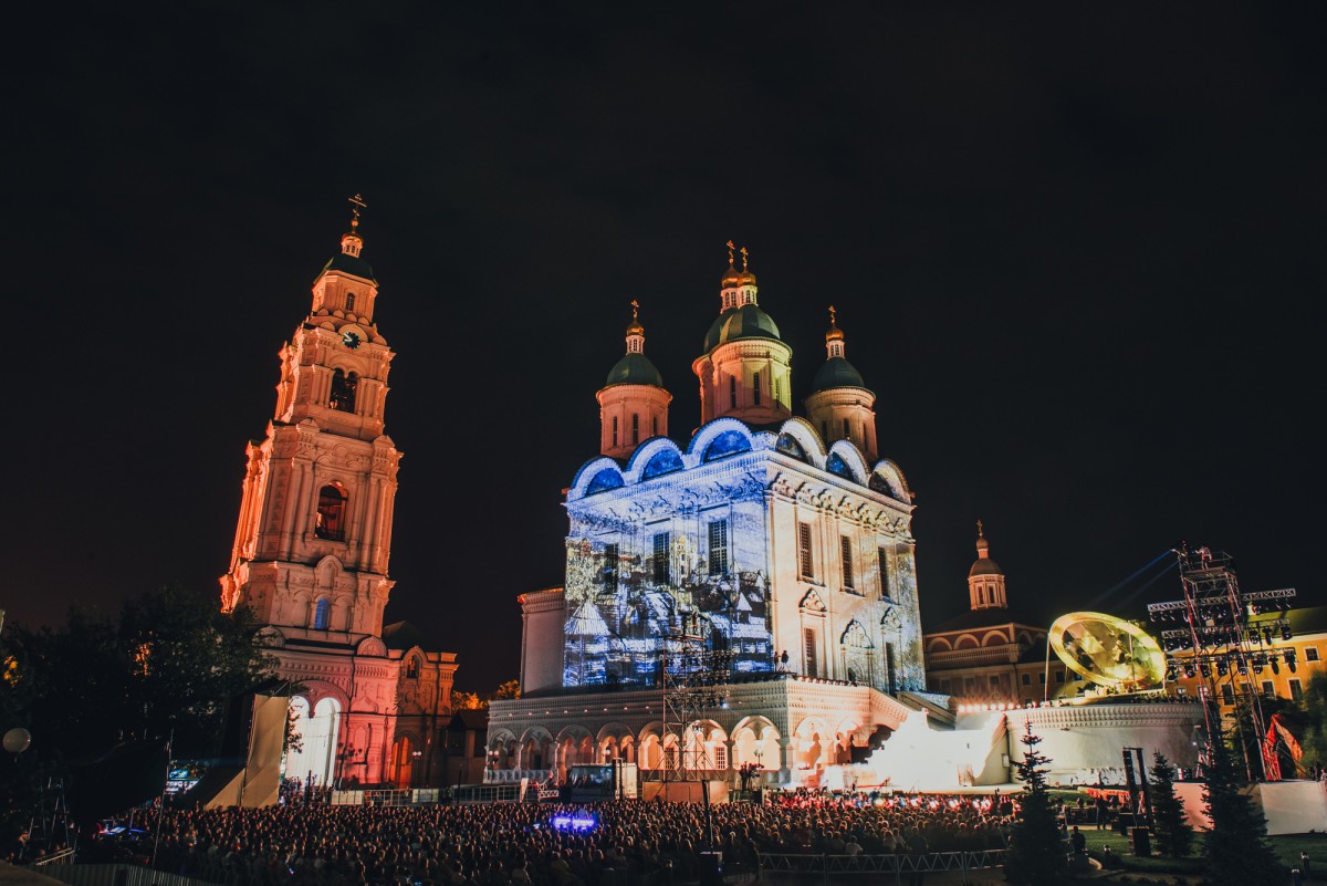 Ливень не помешал астраханцам насладиться оперой под открытым небом