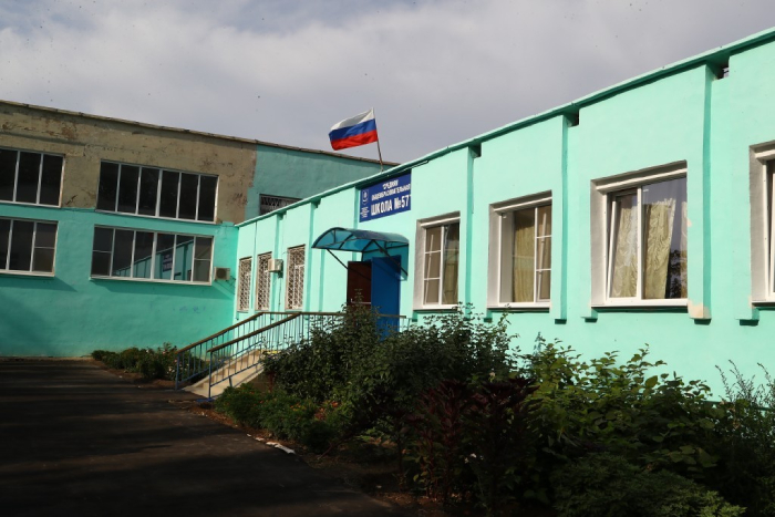 В Астрахани школе №57 выделят деньги на ремонт крыши