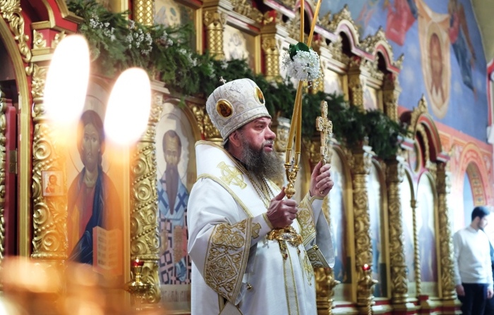 В Астрахани православные христиане отмечают Крещение Господне