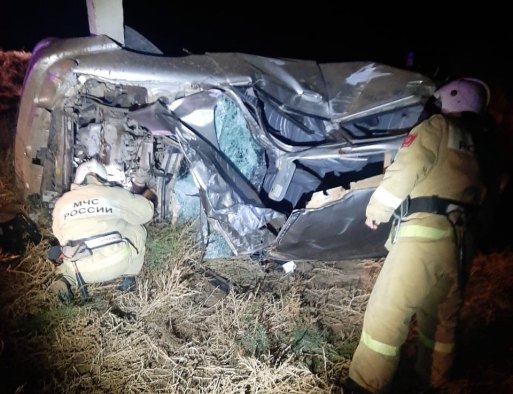 Астраханцы проводили друга в армию и попали в страшное ДТП