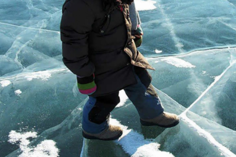 Тонет мужчина, ребенок упал в канал: в Астрахани за три часа произошло несколько ЧП