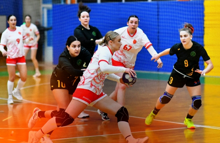 «Астраханочка» повторно устроила разгром в четвертьфинале Кубка России 