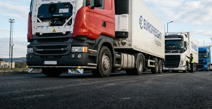 Более 170 тонн сомнительных овощей и сухофруктов из Казахстана не пустили в Астраханскую область