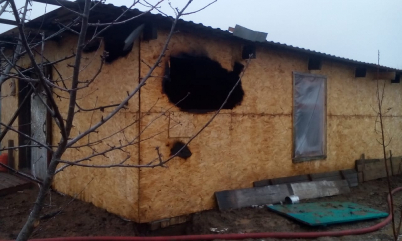 В Астраханской области за сутки произошло сразу 8 пожаров