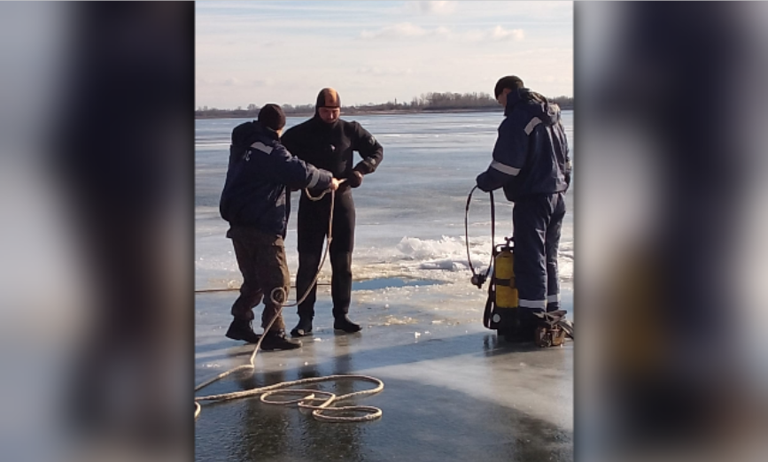 Водолазы начали поиски утонувшего астраханца