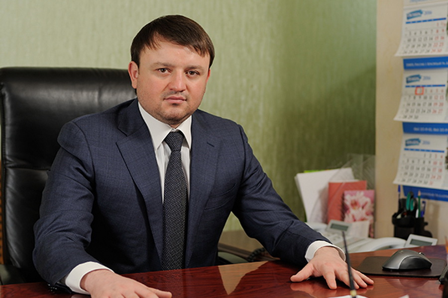 Суд оставил руководителя "Газпром межрегионгаз Астрахань" Руслана Арашукова в СИЗО