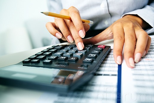 Бухгалтер астраханской школы подделала справку о своих доходах, чтобы сын получал стипендию