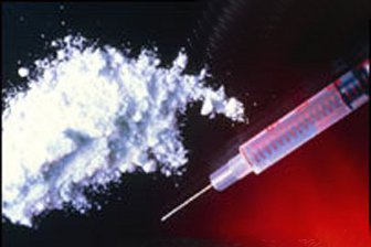 Астраханские наркополицейские задержали 4 килограмма героина из Таджикистана