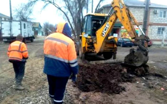 За новогодние дни в Астрахани коммунальщики устранили почти 500 засоров канализации и более 100 течей водопровода