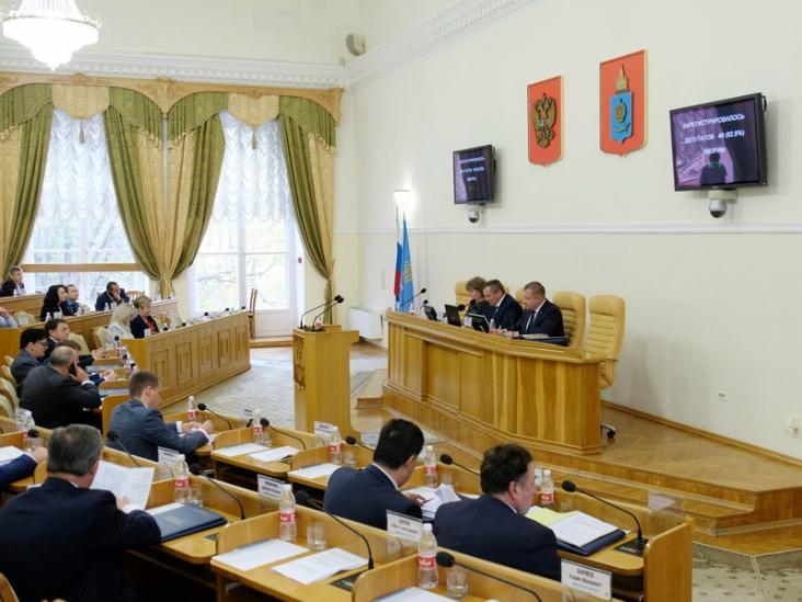 В четверг в Астраханской облдуме врио губернатора отчитается за 2018 год