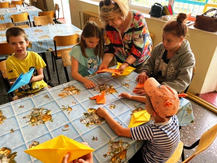 Астраханские педагоги организуют летний досуг детям из Донбасса 