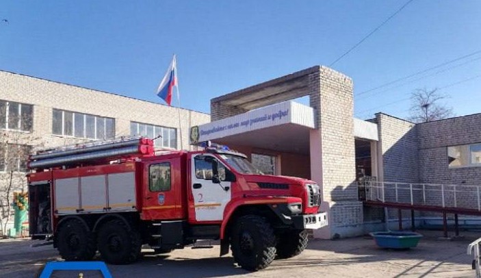 Астраханская школа дважды за сутки попала в пожарные сводки
