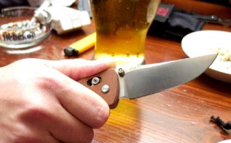 Губит людей не вода. Пивная вечеринка астраханцев закончилась поножовщиной