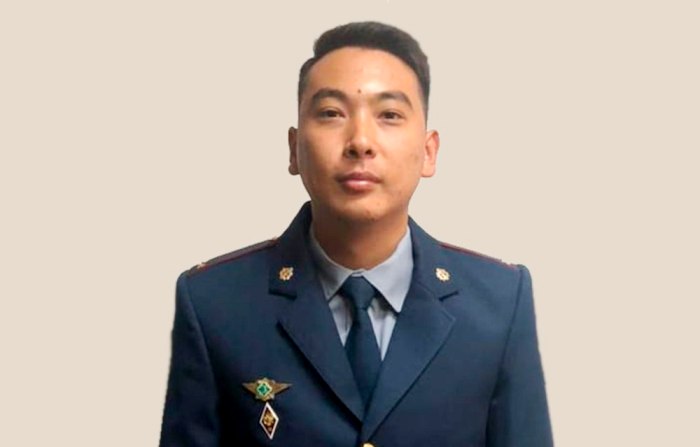 В Астрахани сотрудник исправительной колонии потушил пожар в многоэтажке до приезда машин МЧС