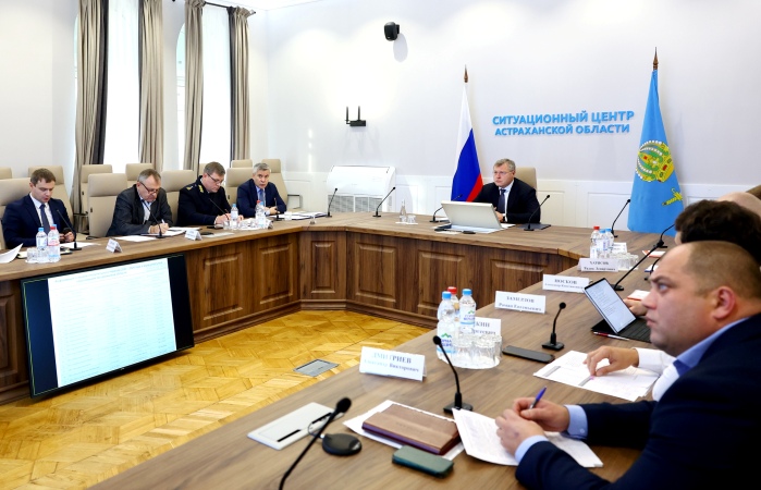 В жилые дома всех районов Астраханской области подали центральное отопление