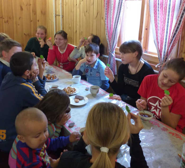 В Приволжском районе День народного единства отметили за самоваром