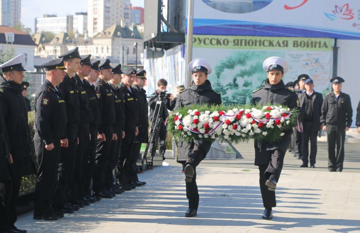 Астраханцы с «Паллады» спустят венок в память о русских моряках в Цусимском сражении