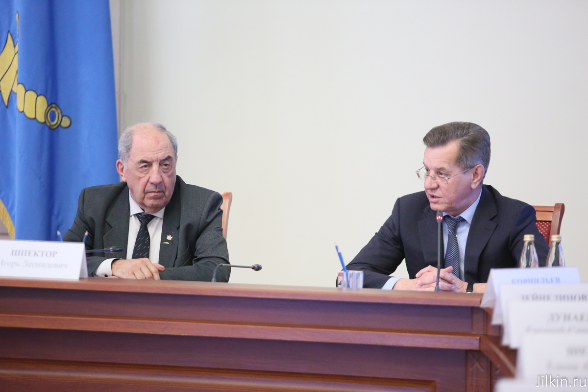 Федеральный инспектор-общественник: "Минфин ставит Астраханскую область на колени"