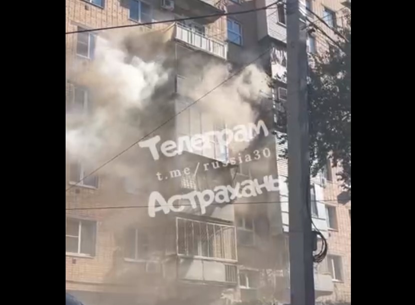 В девятиэтажке на Савушкина загорелась квартира, спасены 11 человек