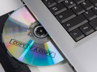 Астраханцу грозит два года тюрьмы за пиратский фотошоп