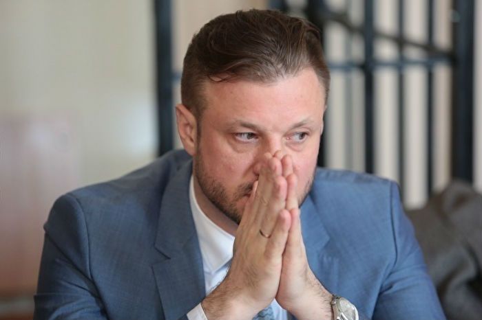 Осужденного экс-чиновника Астраханской области Николая Сандакова освободили досрочно