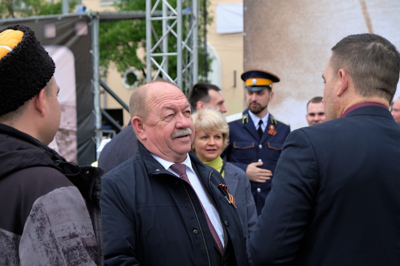 "Единая Россия" выступила за создание особой экономической зоны на Донбассе